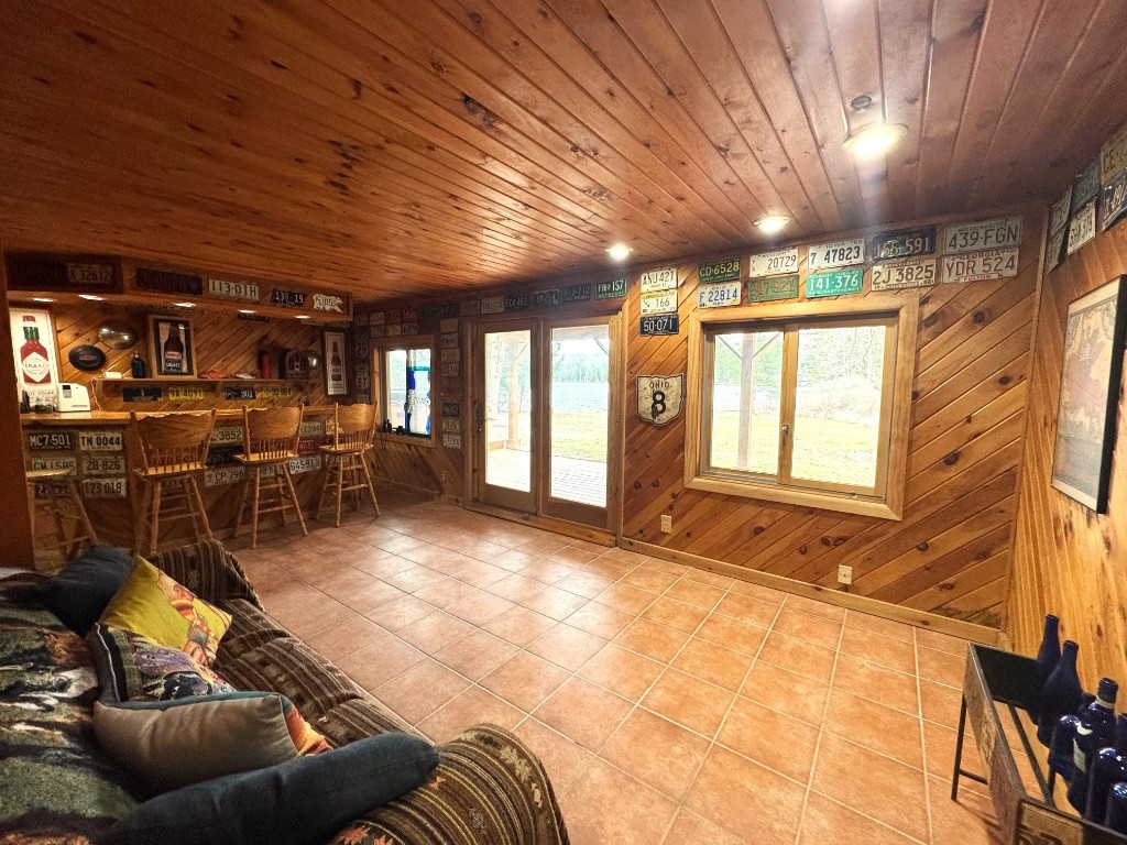 2747 E Lake Road, New Milford, Pennsylvania image 22