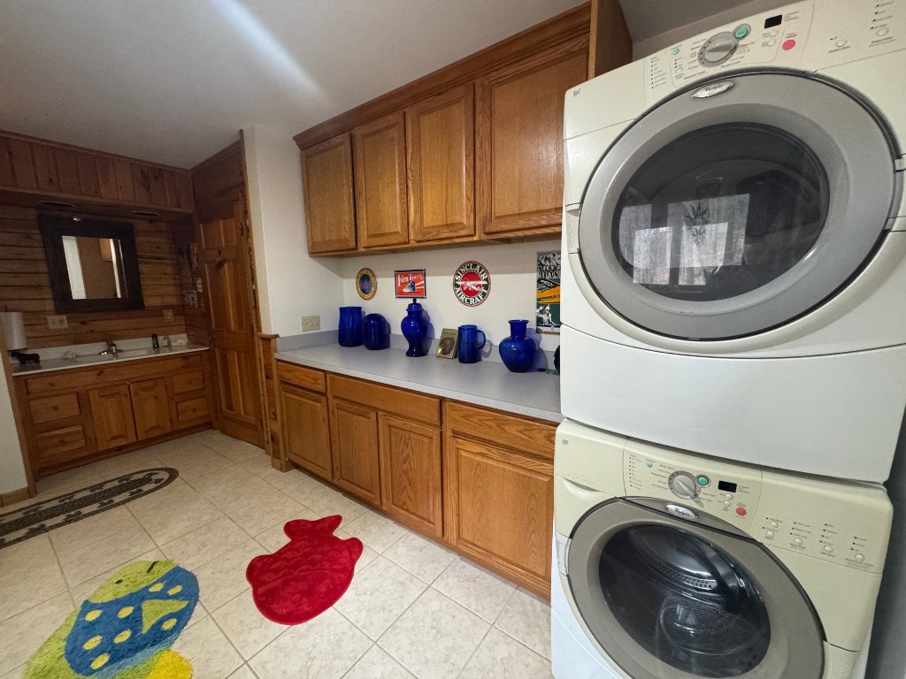 2747 E Lake Road, New Milford, Pennsylvania image 37