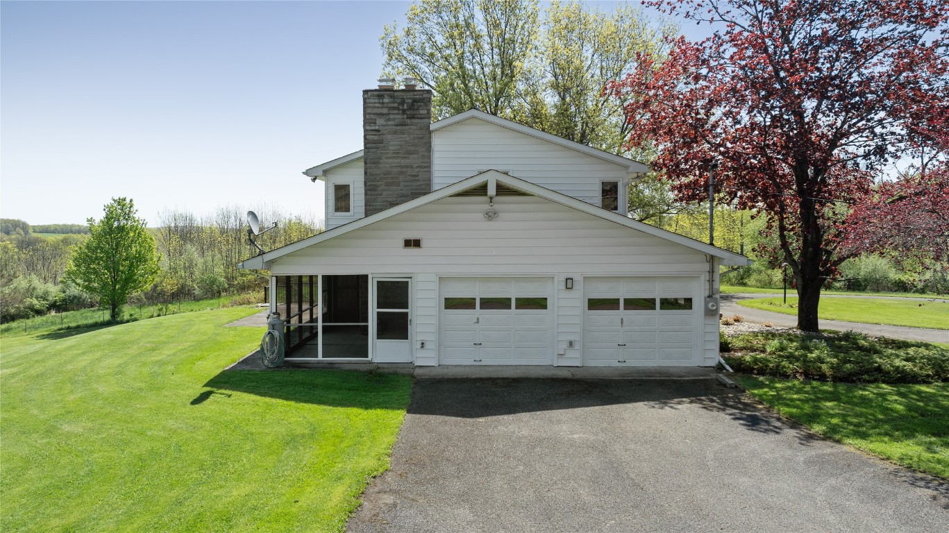 67 W Hill Road, Vestal, New York image 43