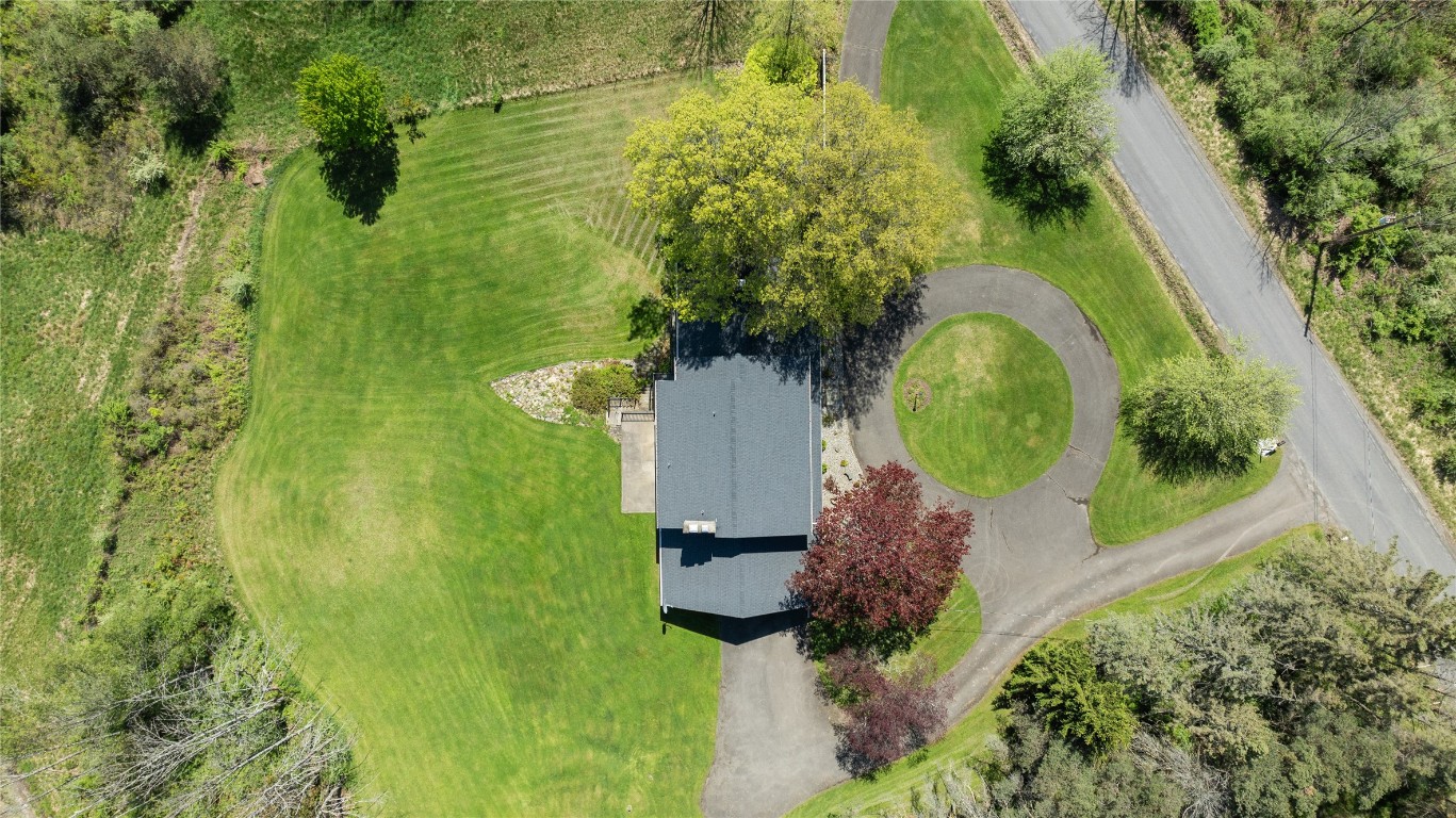 67 W Hill Road, Vestal, New York image 46