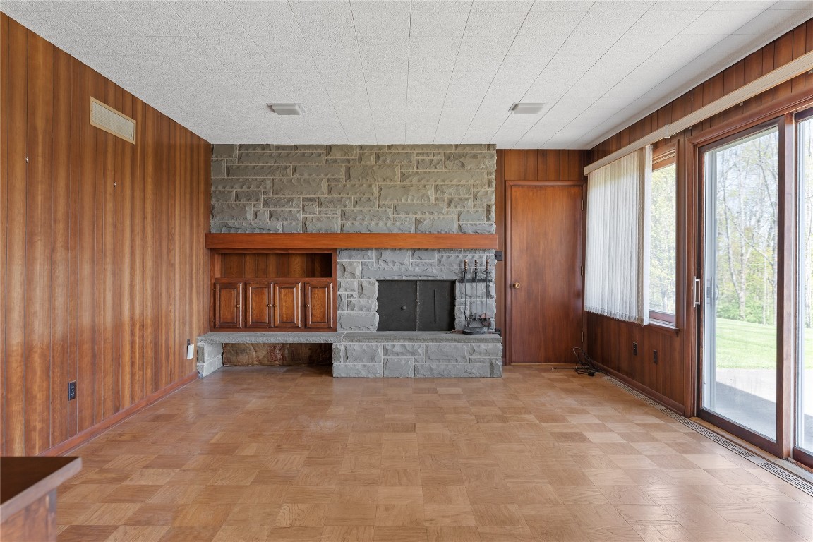 67 W Hill Road, Vestal, New York image 15