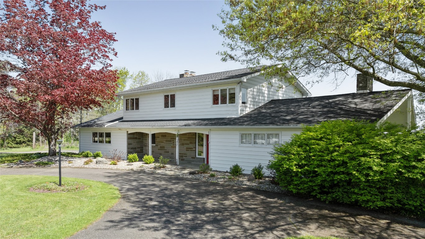 67 W Hill Road, Vestal, New York image 2