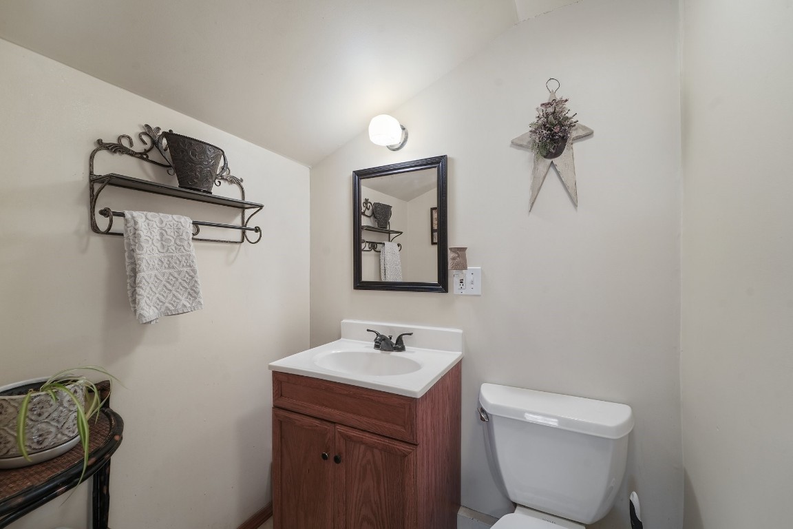 517 High Street, Lisle, New York image 10