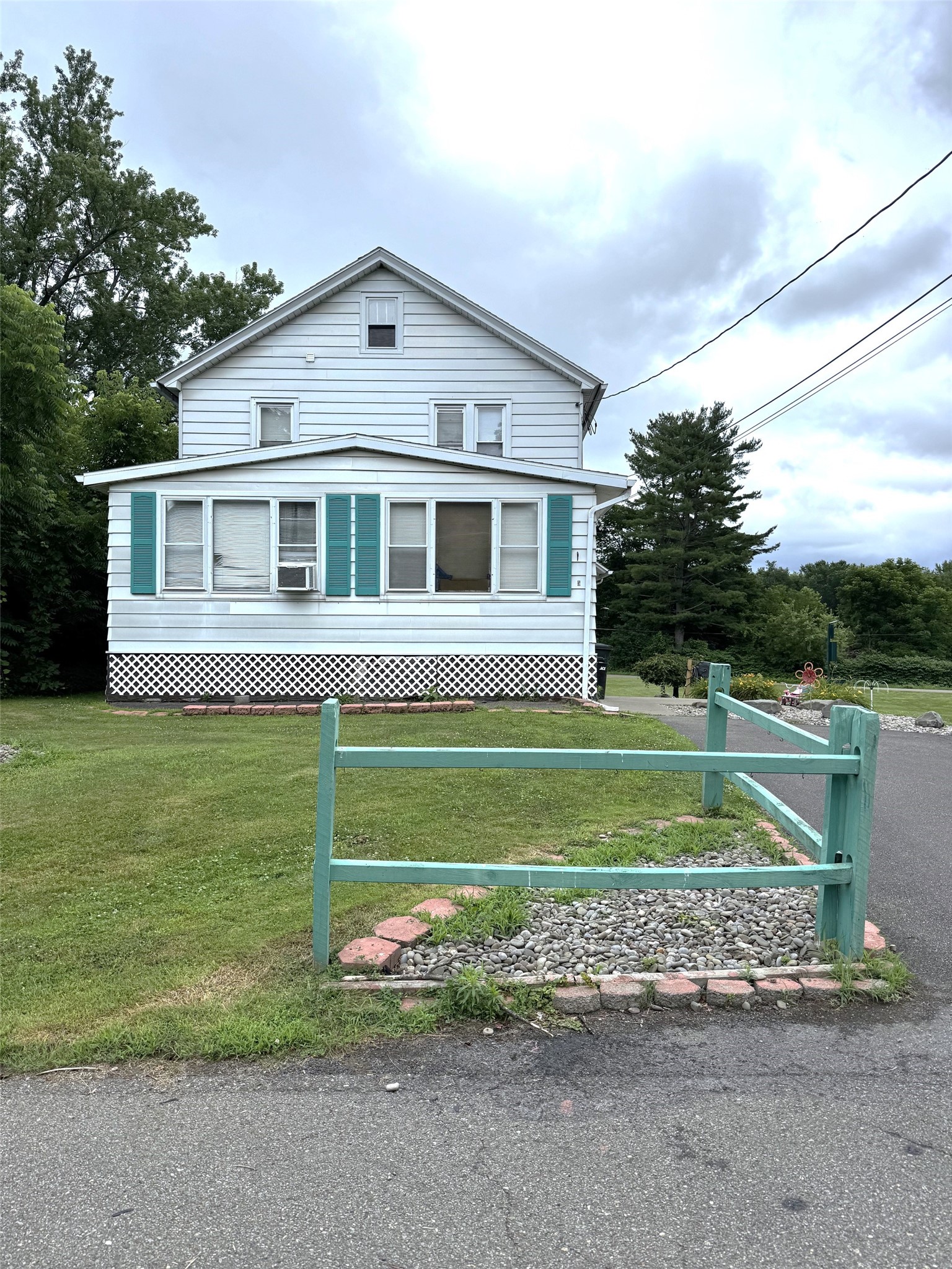 Photo 1 of 31 — 5 Mac George Avenue, Binghamton, NY 13903