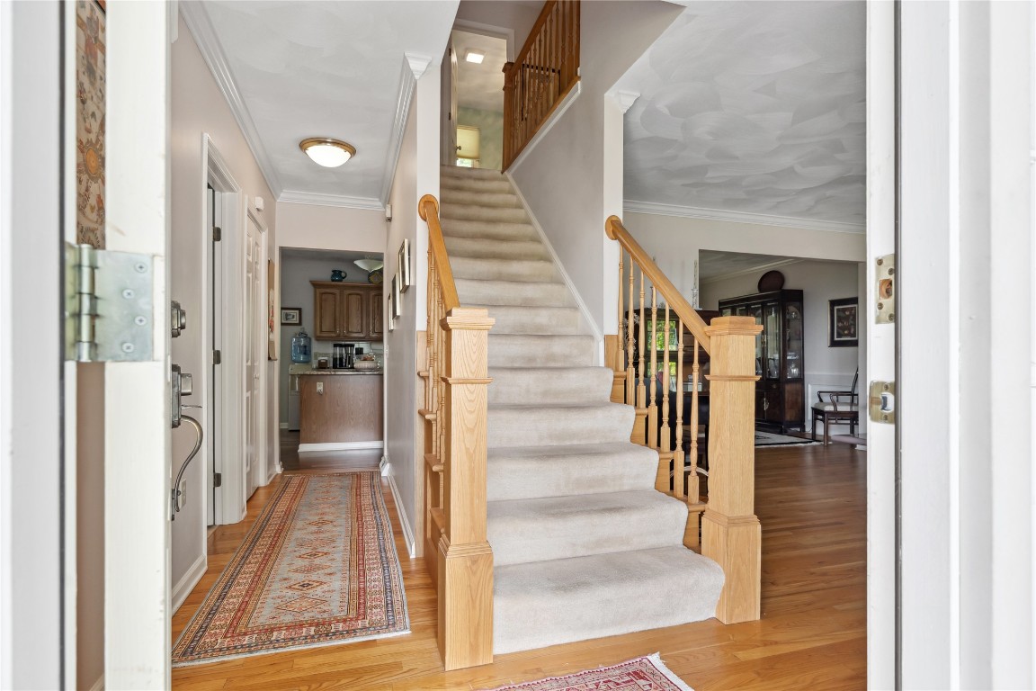 113 Emily Court, Vestal, New York image 4
