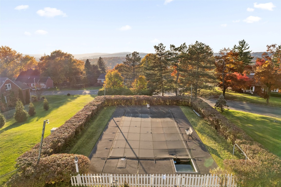 507 Hilltop Road, Endicott, New York image 4