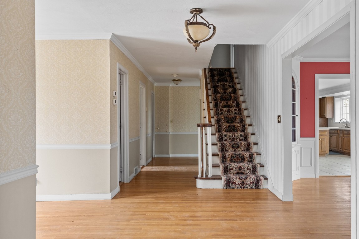 507 Hilltop Road, Endicott, New York image 13