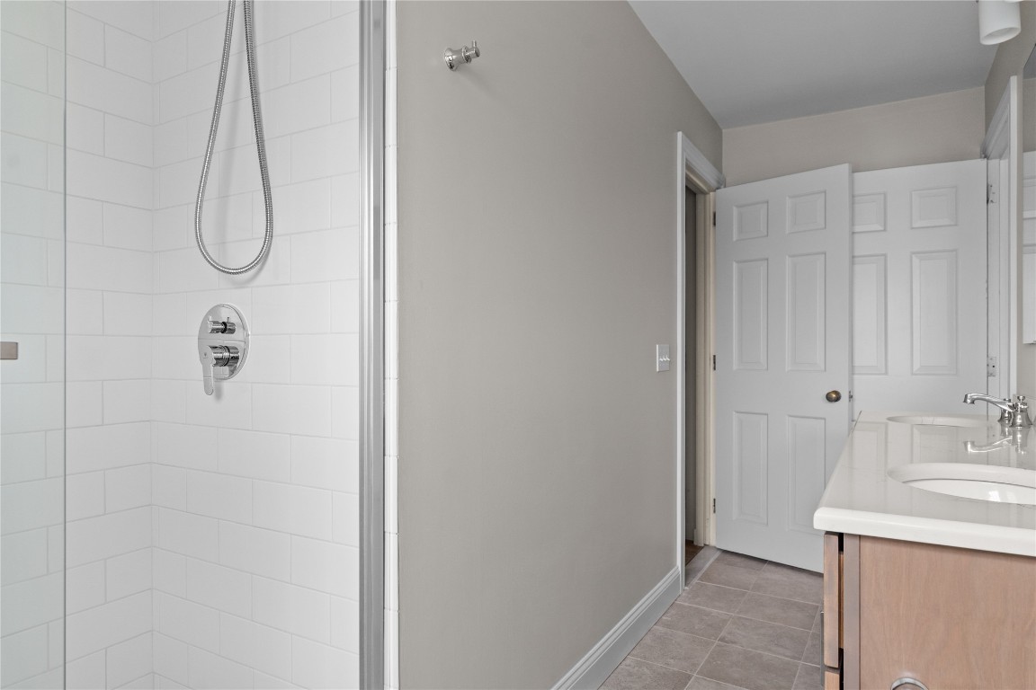 507 Hilltop Road, Endicott, New York image 30