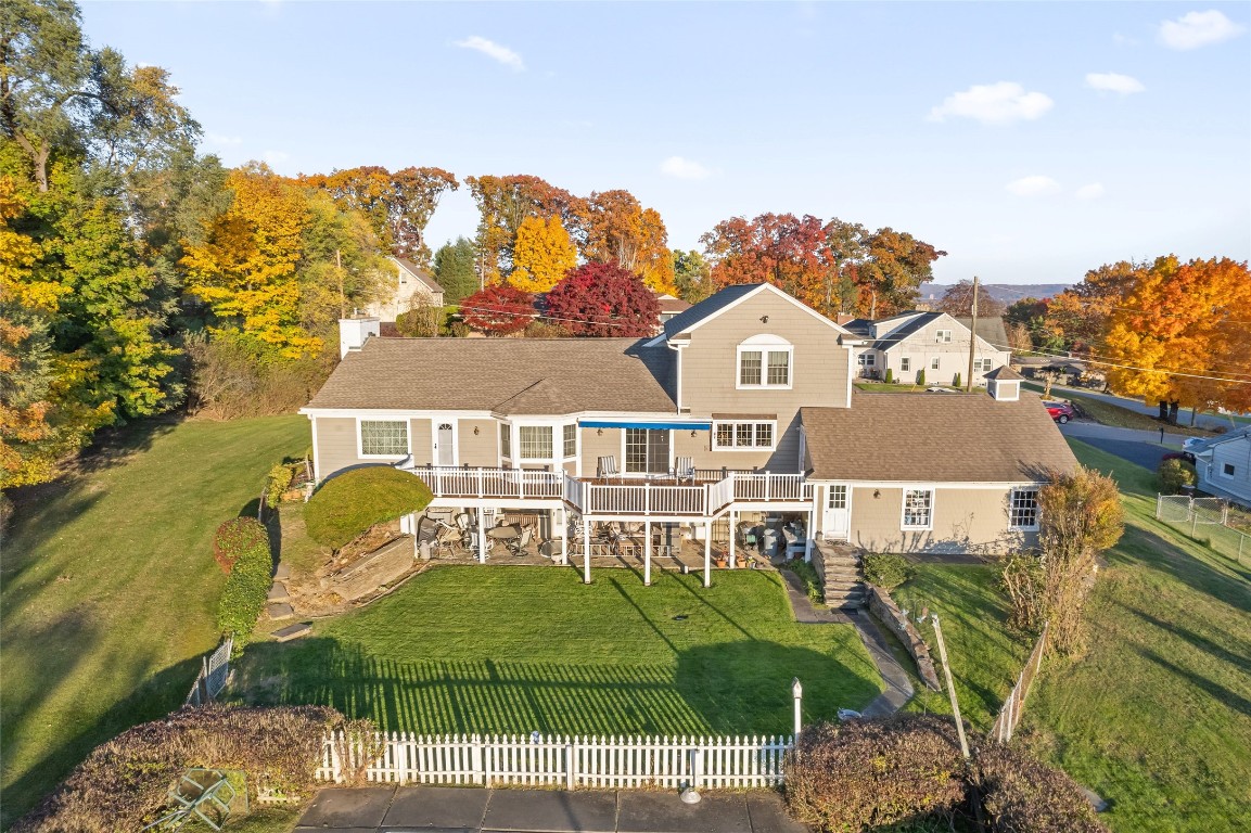 507 Hilltop Road, Endicott, New York image 3