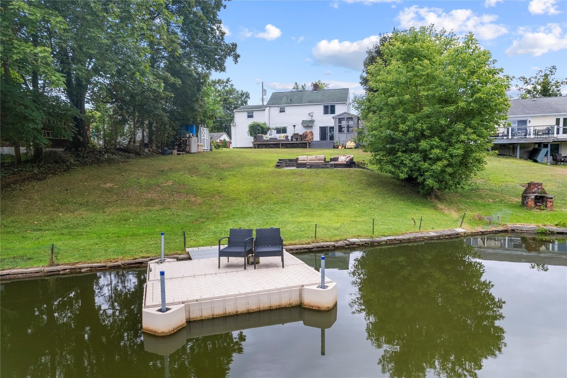 513 Lakeview Drive