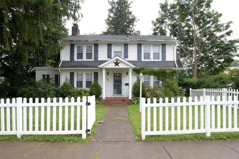 Photo for 202 E Union Street