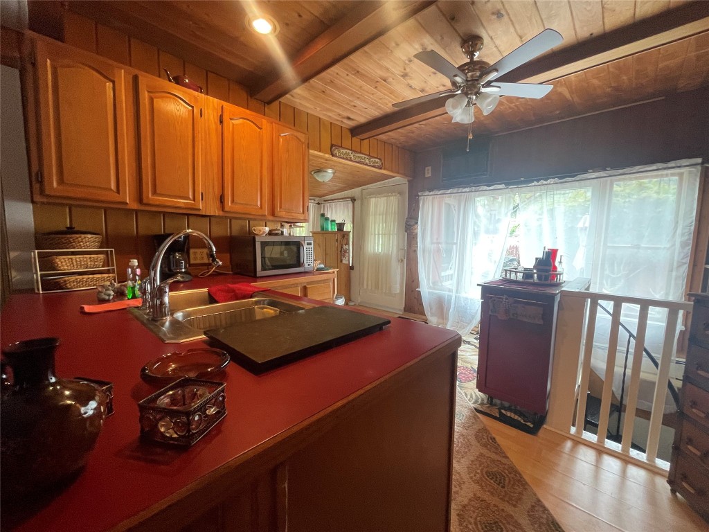 84 Jacobs Hwy, Binghamton, New York image 9