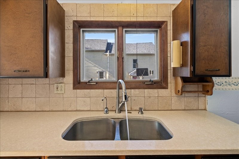 228 Tracy Road, Vestal, New York image 10
