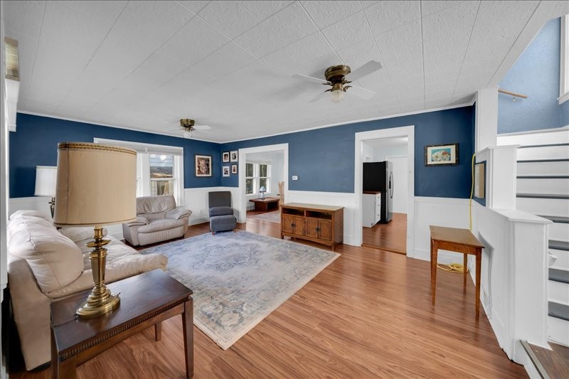 812 Vestal Lane