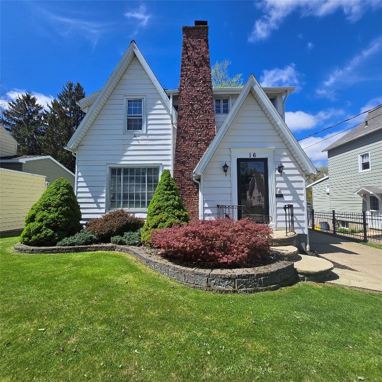 16 Allendale Road, Binghamton, New York image 1