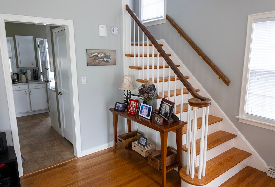 16 Allendale Road, Binghamton, New York image 6