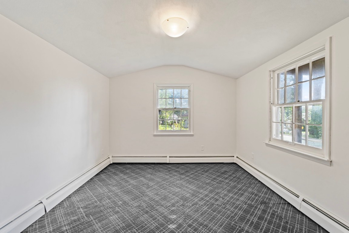 4 Wellington Court, Endicott, New York image 11