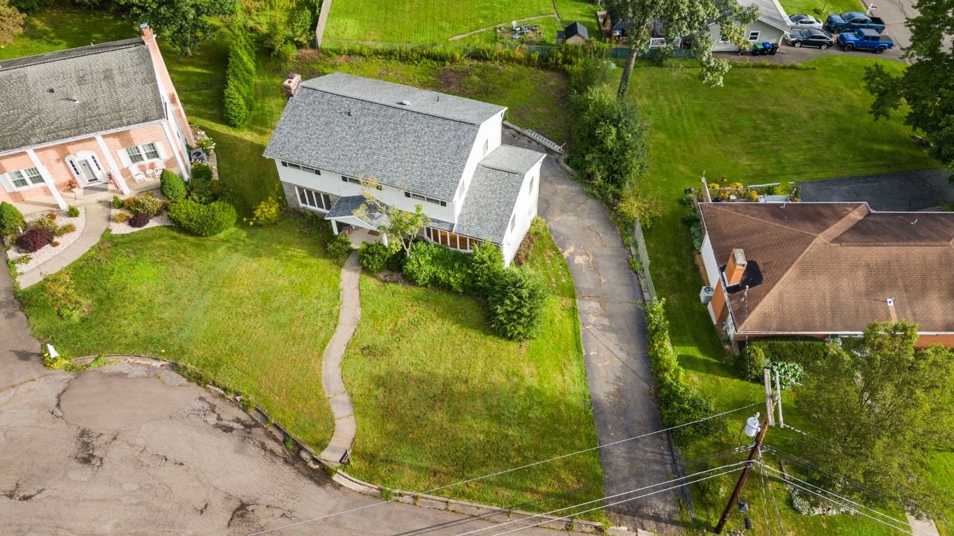 4 Wellington Court, Endicott, New York image 40