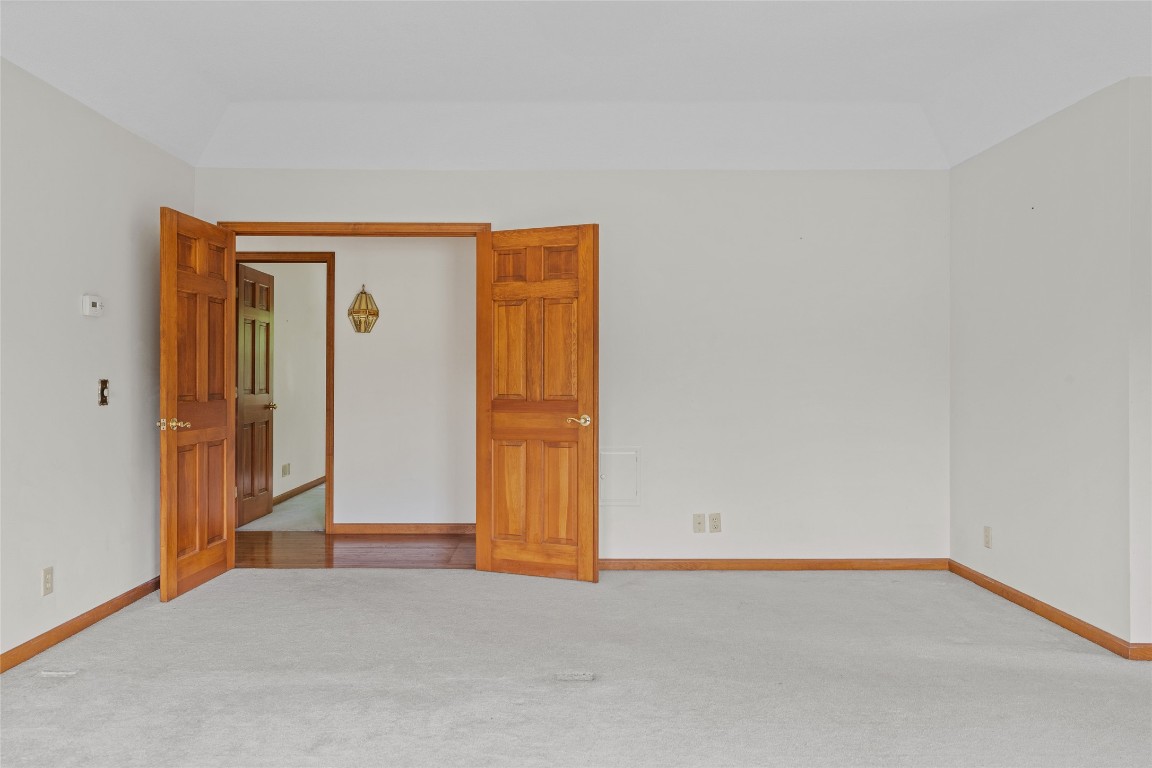 100 Elsmere Place, Vestal, New York image 38