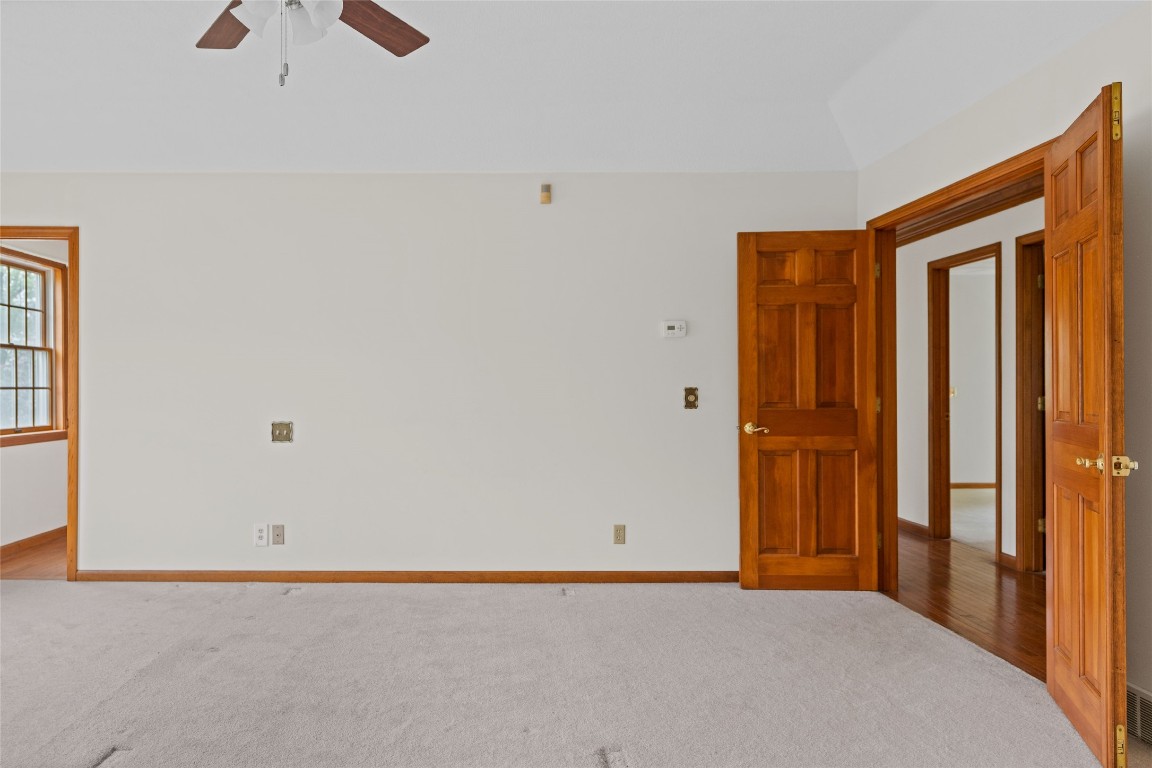 100 Elsmere Place, Vestal, New York image 45