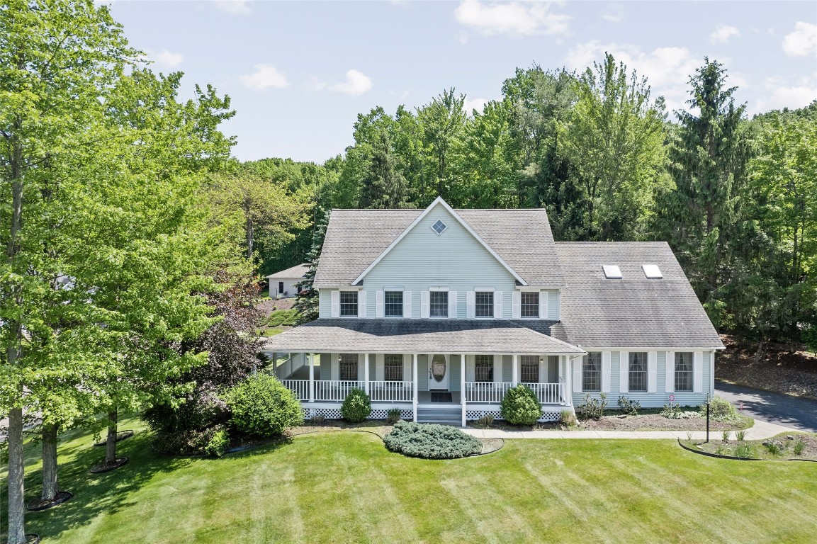 100 Elsmere Place, Vestal, New York image 1