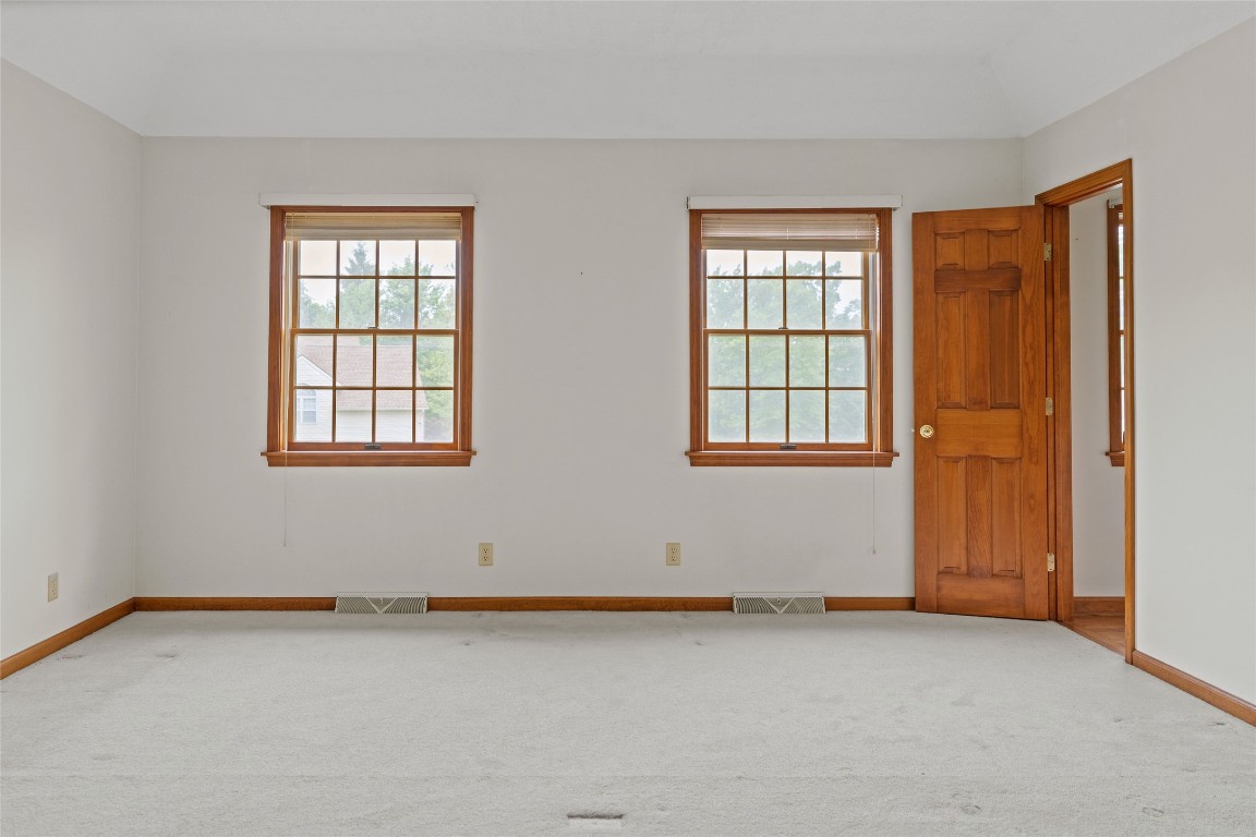 100 Elsmere Place, Vestal, New York image 37