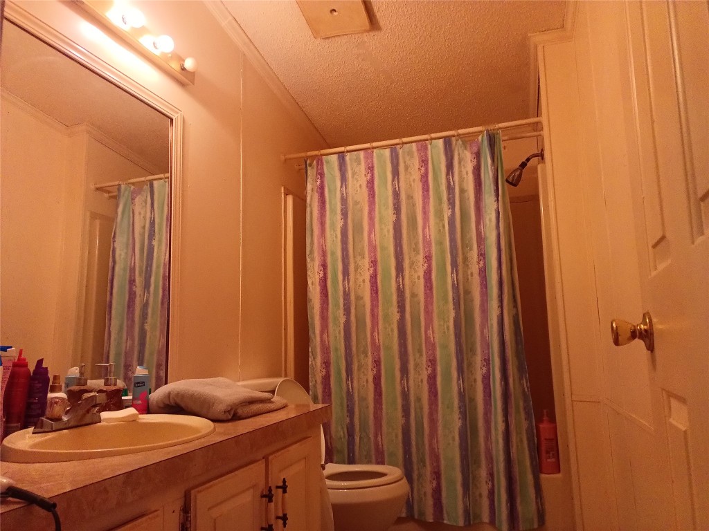 373 Bear Swamp Rd, Chenango Forks, New York image 5