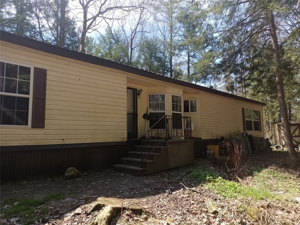 373 Bear Swamp Rd, Chenango Forks, New York image 1