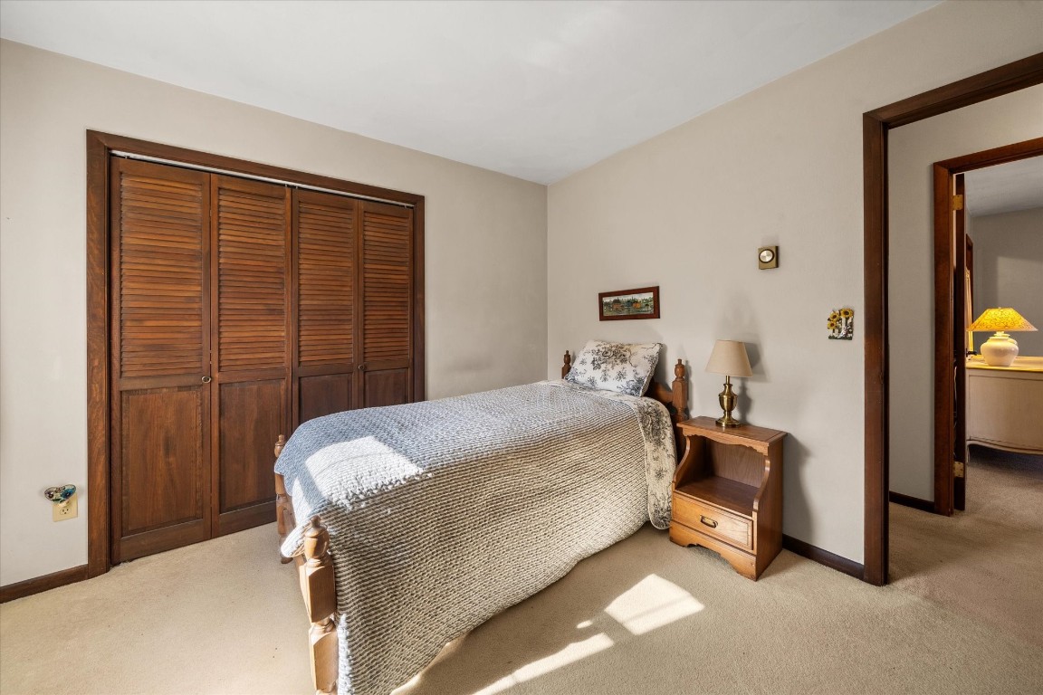 77 Weymouth Lane, Johnson City, New York image 19