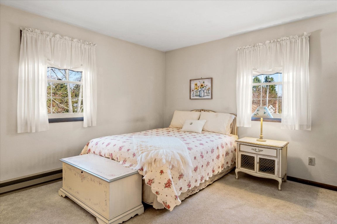 77 Weymouth Lane, Johnson City, New York image 17