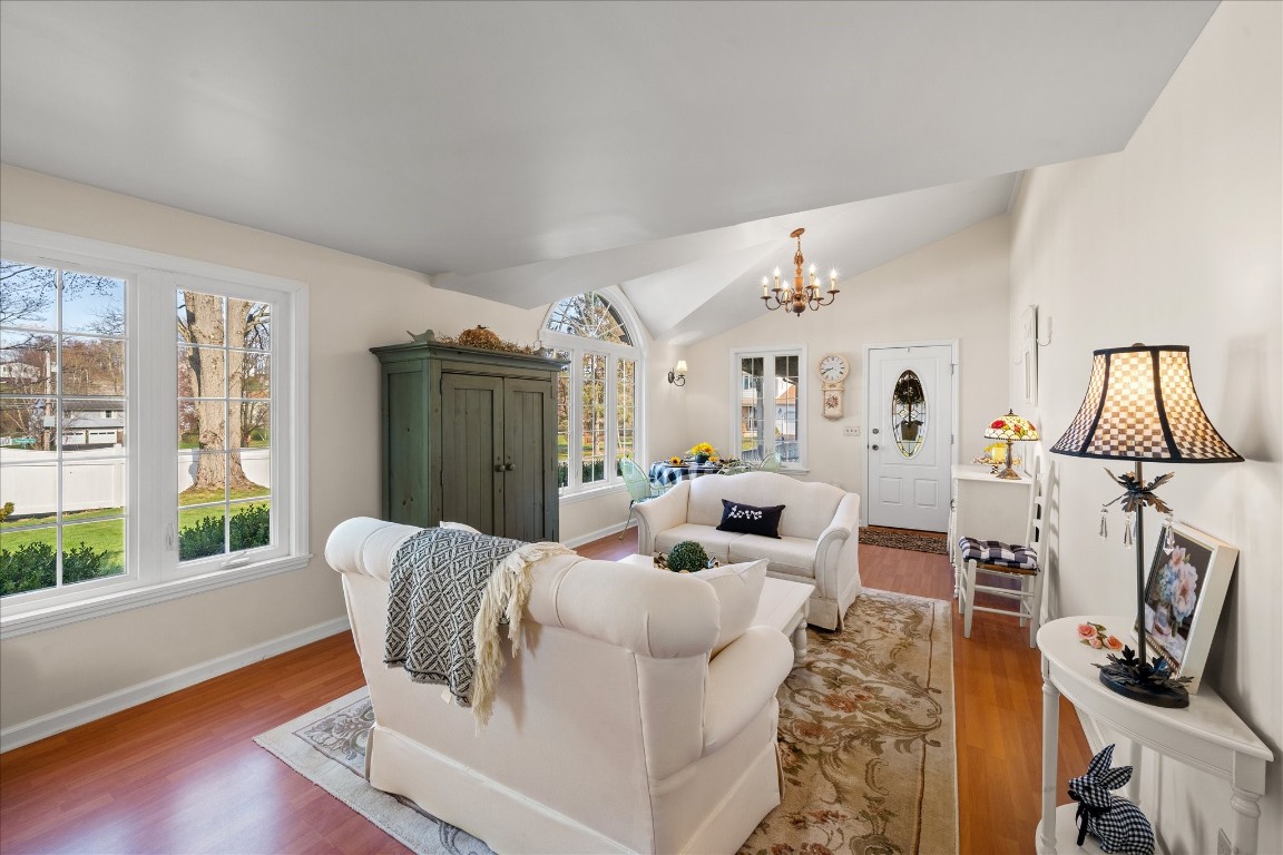 77 Weymouth Lane, Johnson City, New York image 30