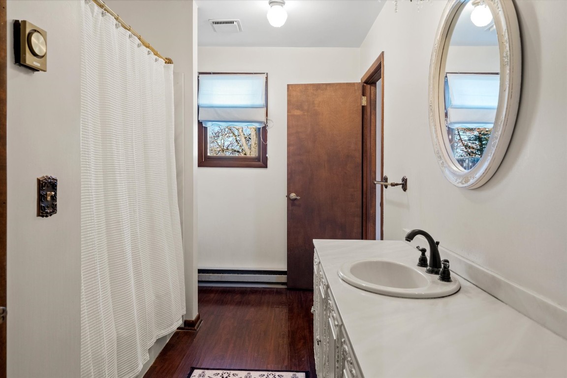 77 Weymouth Lane, Johnson City, New York image 15