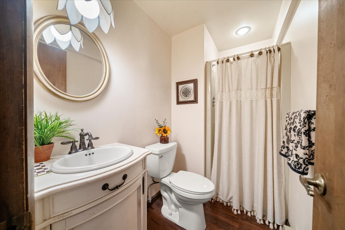 77 Weymouth Lane, Johnson City, New York image 24