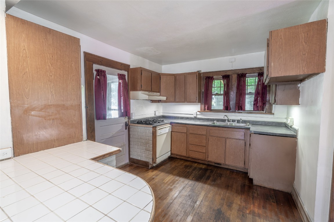 58 Crocker Avenue, Johnson City, New York image 9