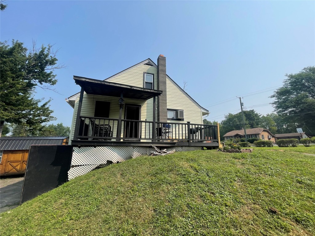 34 Roberts St