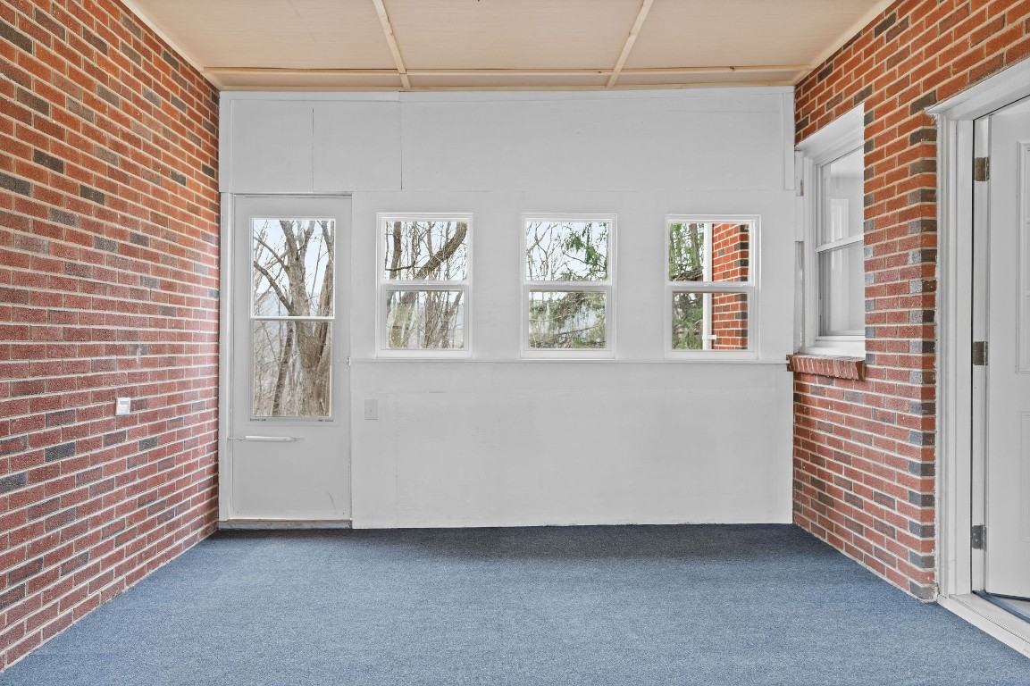 380 Valley Drive, Endicott, New York image 8