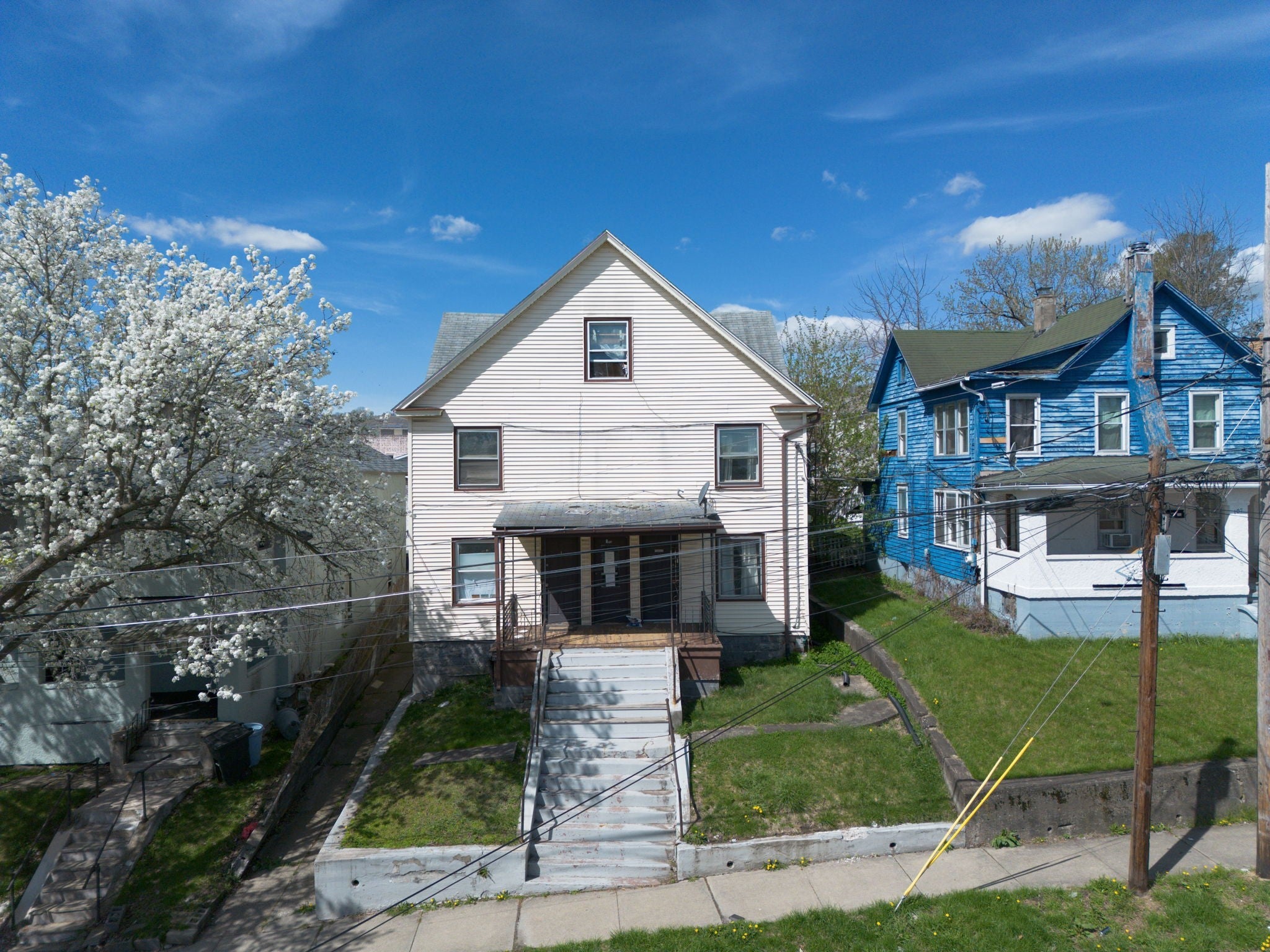 101 & 105 Squires Avenue Portfolio - Photo 4