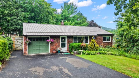 Photo for 1004 Ford Road
