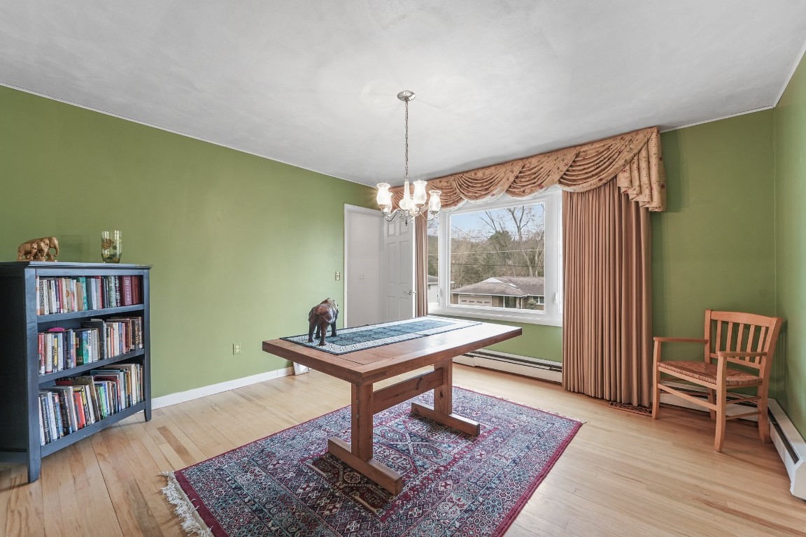 413 Robin Lane, Vestal, New York image 12