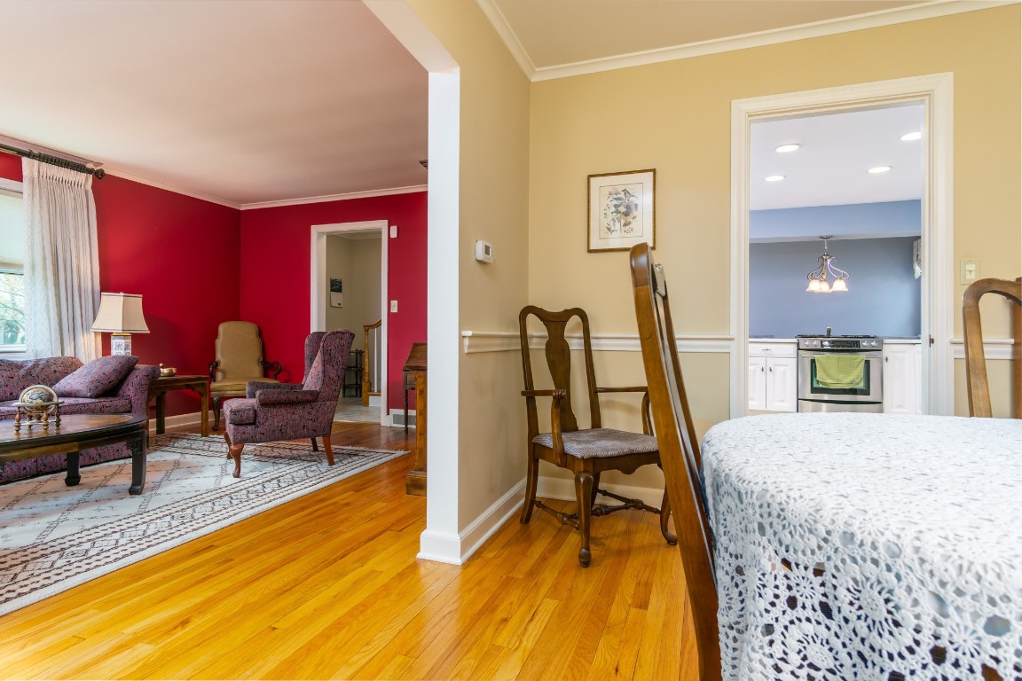42 Crestmont Road, Binghamton, New York image 11