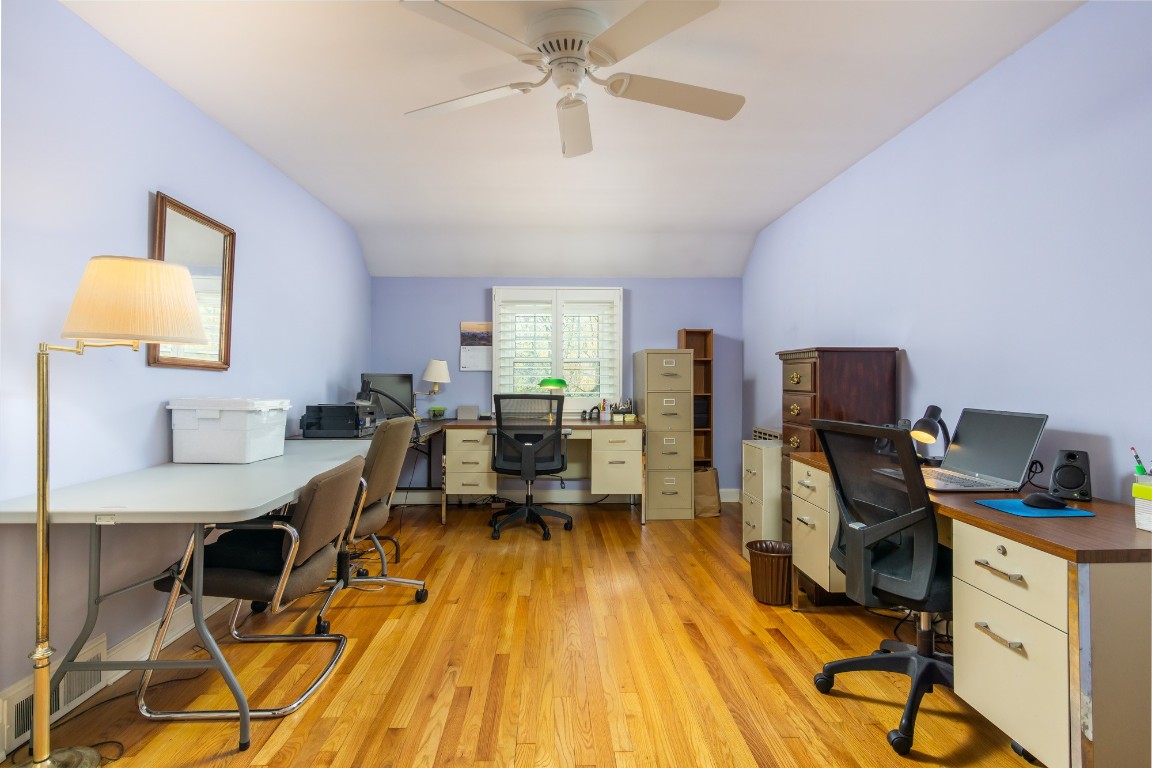 42 Crestmont Road, Binghamton, New York image 23