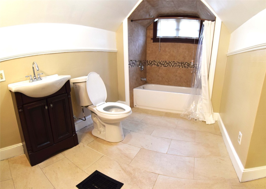 32 Riverside Drive, Binghamton, New York image 14