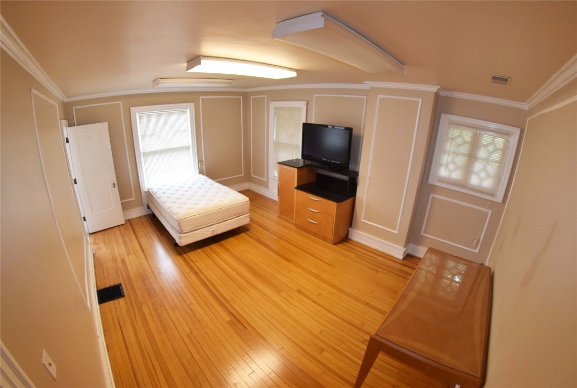 32 Riverside Drive, Binghamton, New York image 11