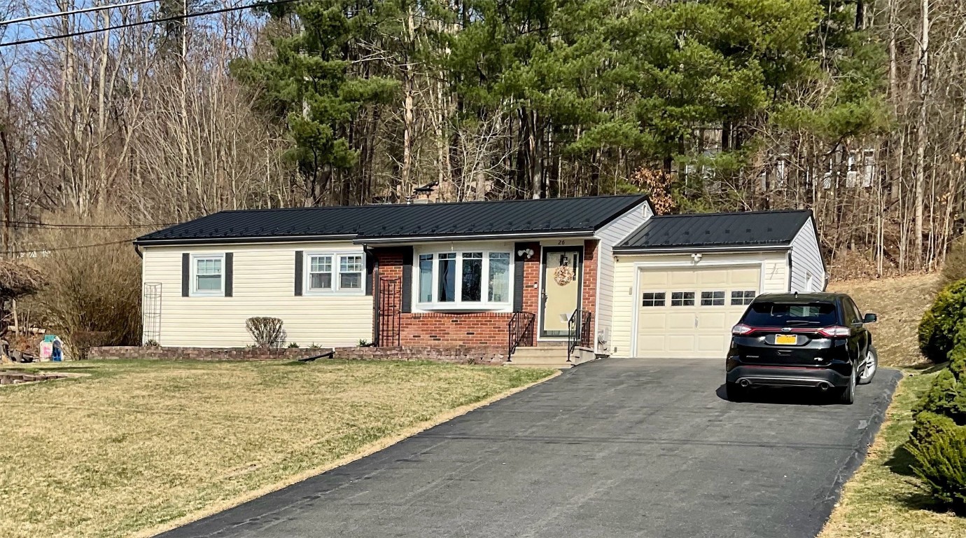 26 Hillside Drive, Kirkwood, New York image 1
