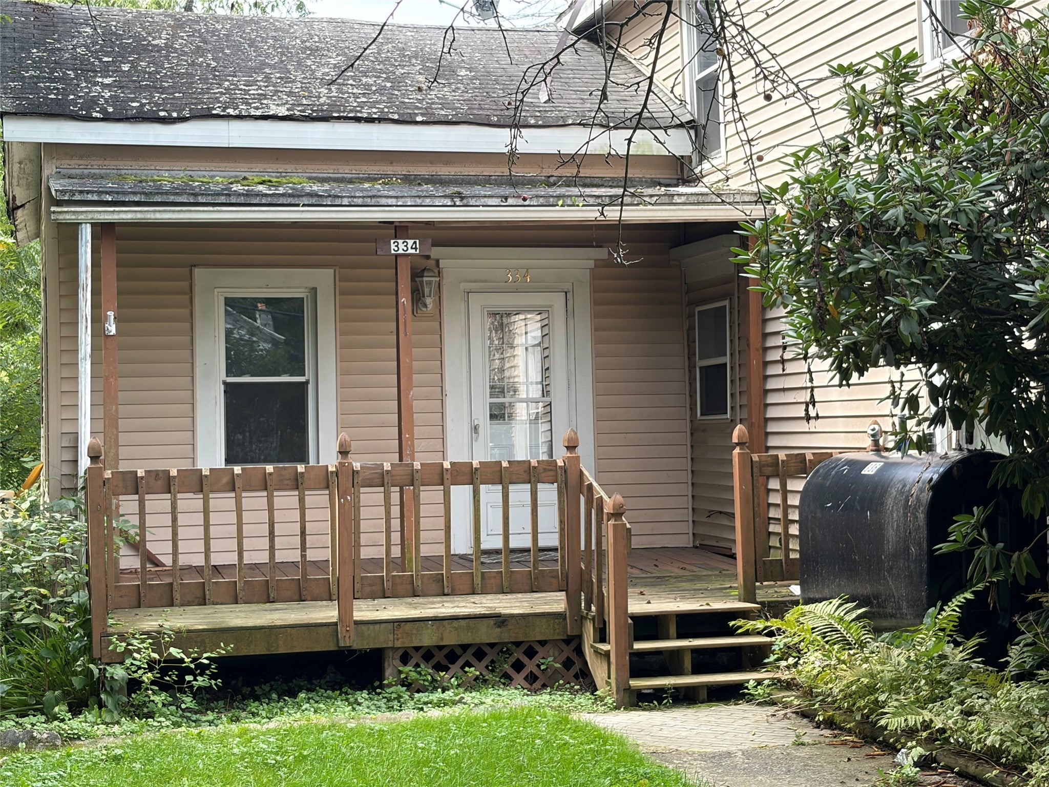 334 Main Street - Photo 2