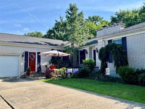 Homes For Sale - 147 E Hamton Road<br/> Broome County, Binghamton, NY 13903
