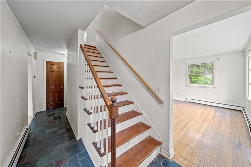 4504 Oxford Place, Vestal, New York image 4