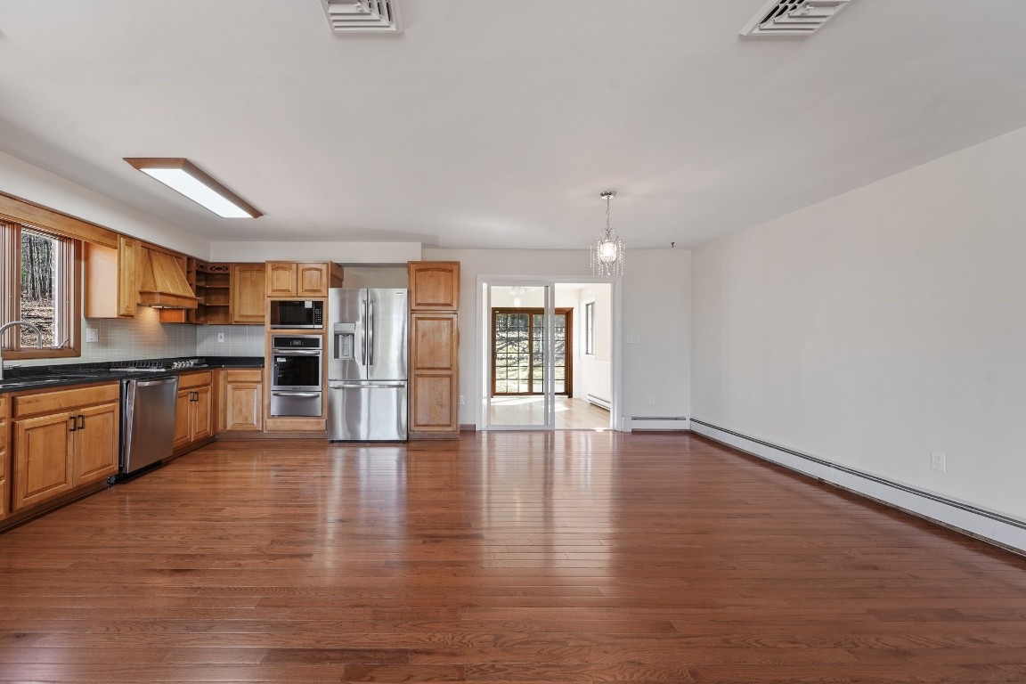 3208 Knapp Road, Vestal, New York image 8