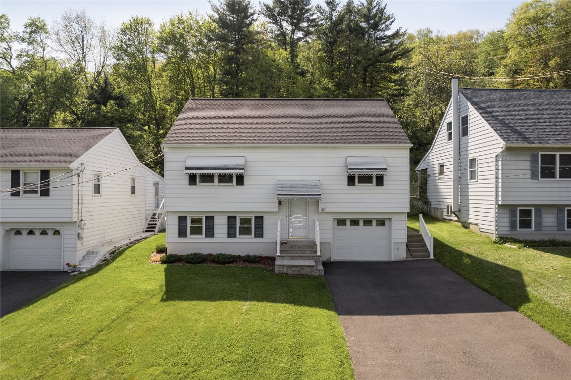 627 Nelson Road, Johnson City, New York image 1