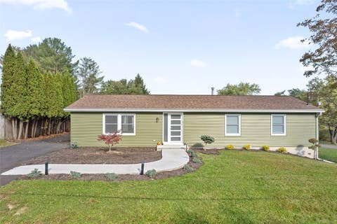 Photo for 305 Horseshoe Lane